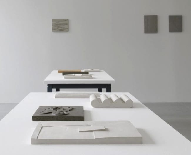Exhibition | Anna-Bella Papp’s Minimalist Clay