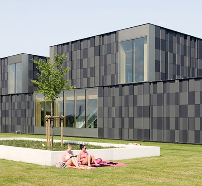 Architecture | Slangen + Koenis Swimming Pools: Brick vs. Tile