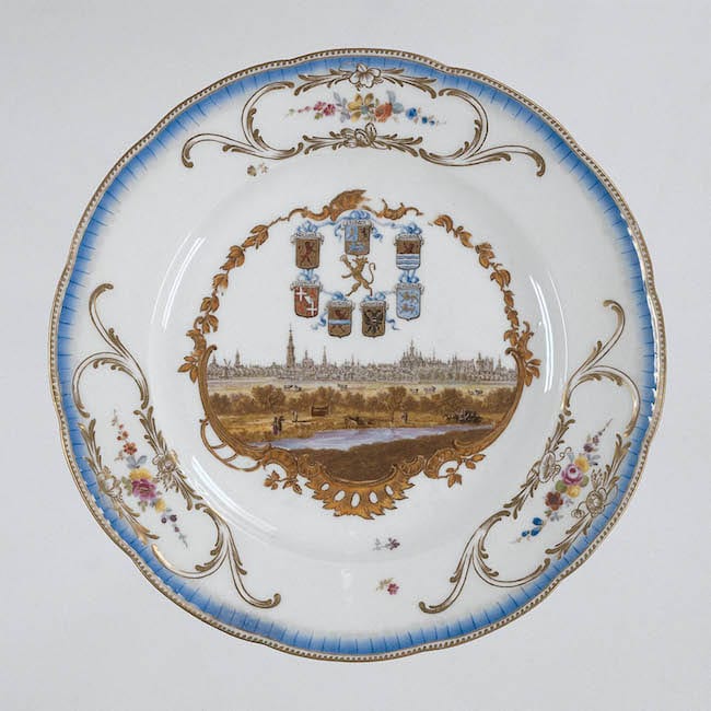 History File | Nazi-plundered Porcelain in Dutch Museums
