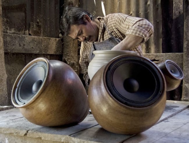 Design | Pablo Ocqueteau: Wireless Speakers Housed in Clay Pots