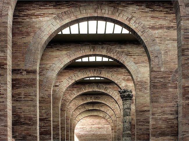 Architecture | Rafael Moneo: Flashbacks to Brick Virtuosity in Mérida and Madrid