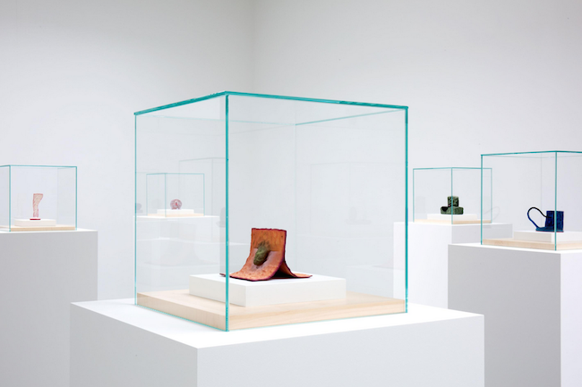 Exhibition | Ron Nagle: Roberta Smith enjoys his “Bonsai Scale” Sculptures at Matthew Marks