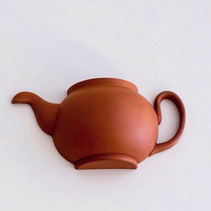 Design | Ian McIntyre Explores the 300-year History of the Brown Betty Teapot