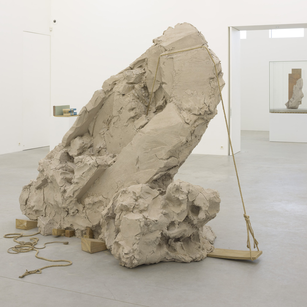 Exhibition | Large-Scale Mark Manders at Zeno X Gallery, Antwerp
