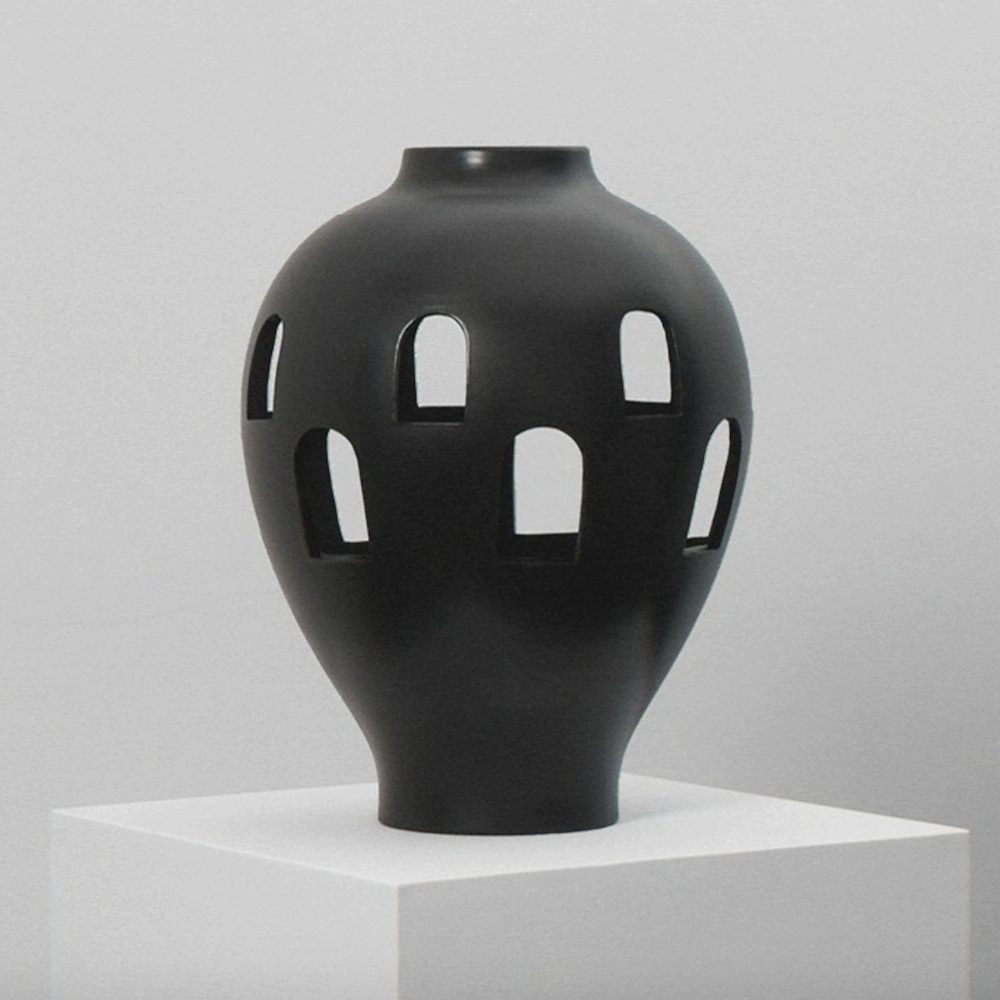Art | The Deep, Dark Bucchero Vessels of Paolo Canevari and their Historic Prototypes